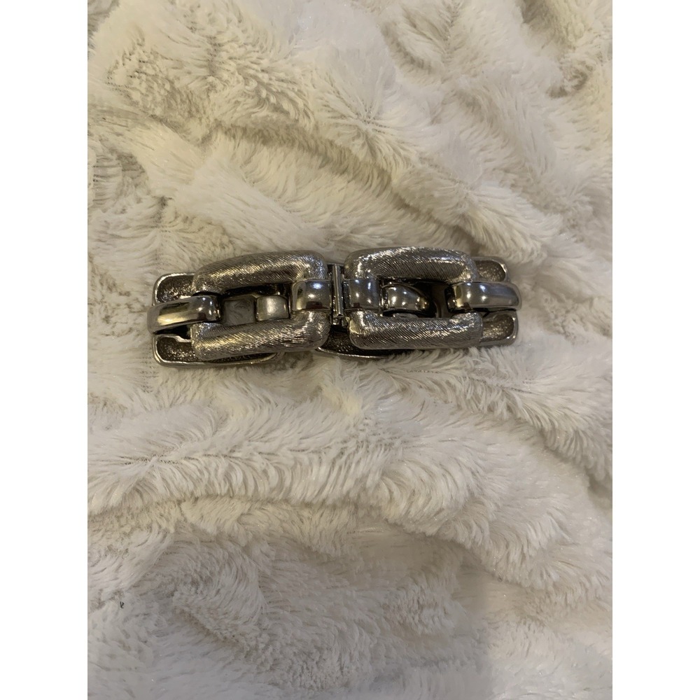 Castlecliff Vintage Signed Brushed Silver Chunky Rectangle Link Bracelet - Picture 4 of 5
